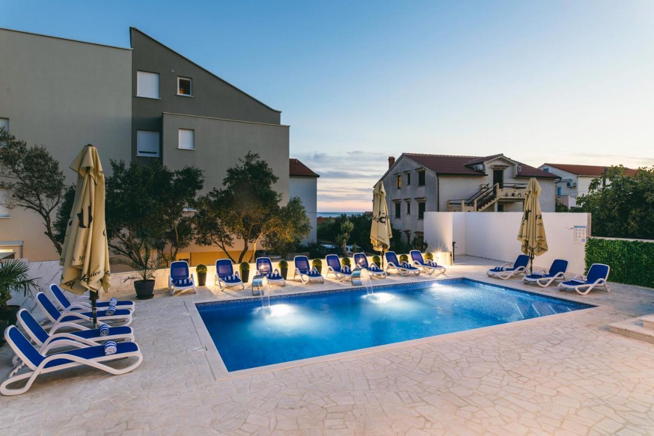 Villa Royal Novalja Exterior foto