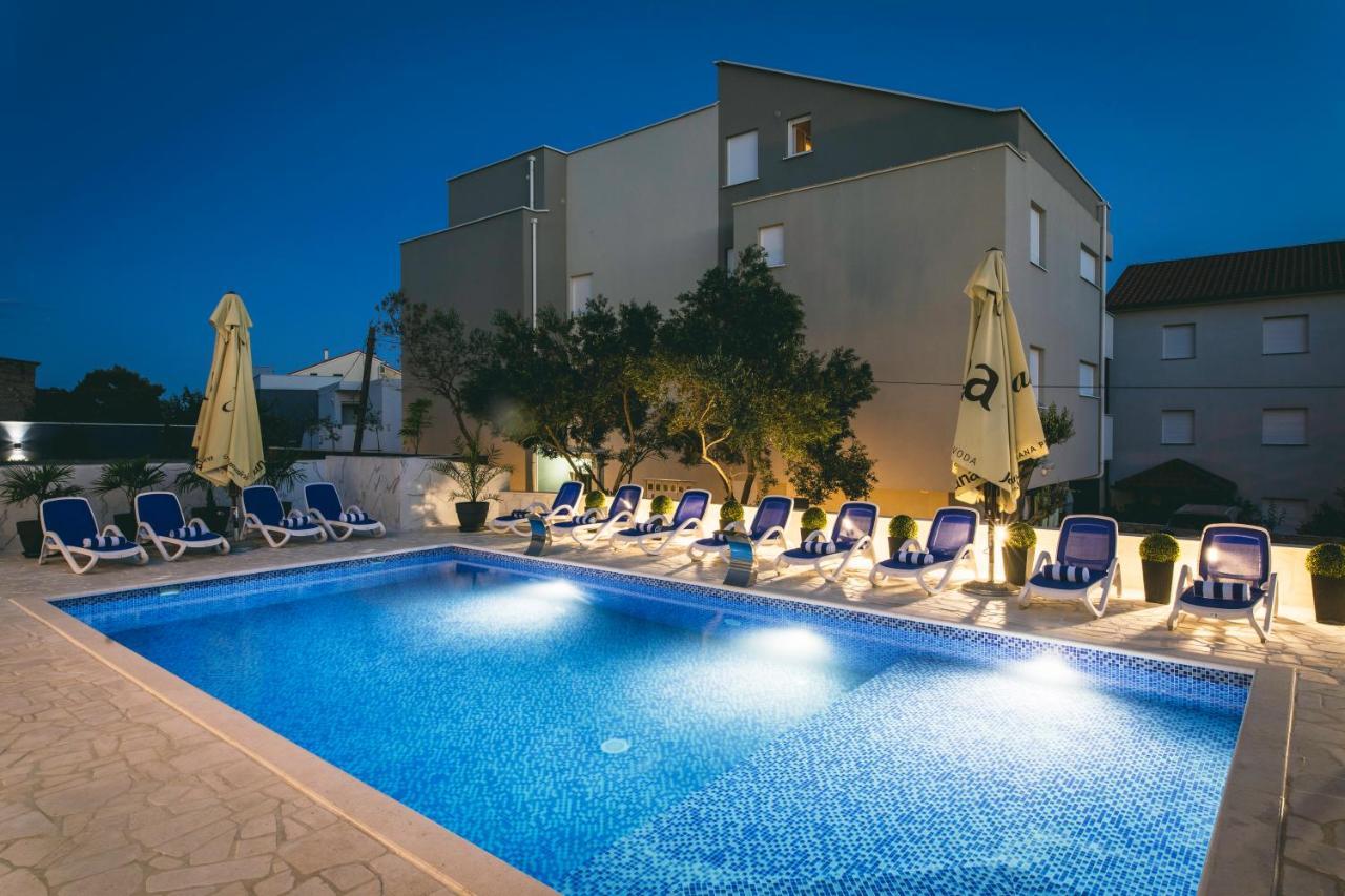 Villa Royal Novalja Exterior foto