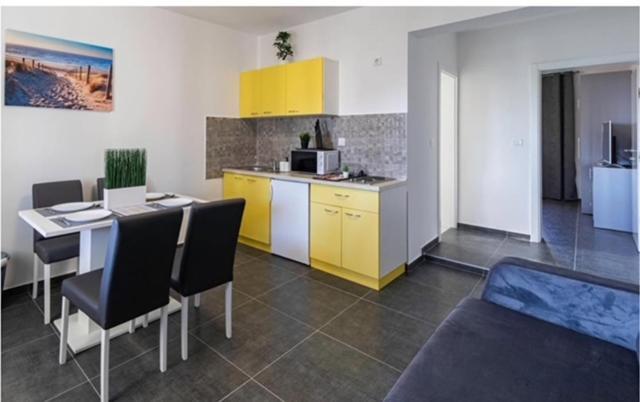 Villa Royal Novalja Habitación foto
